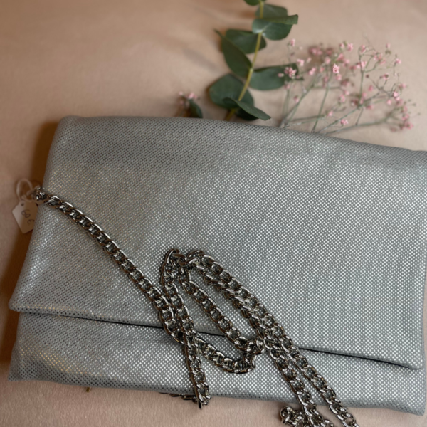 Pochette en suédine argent – Image 5