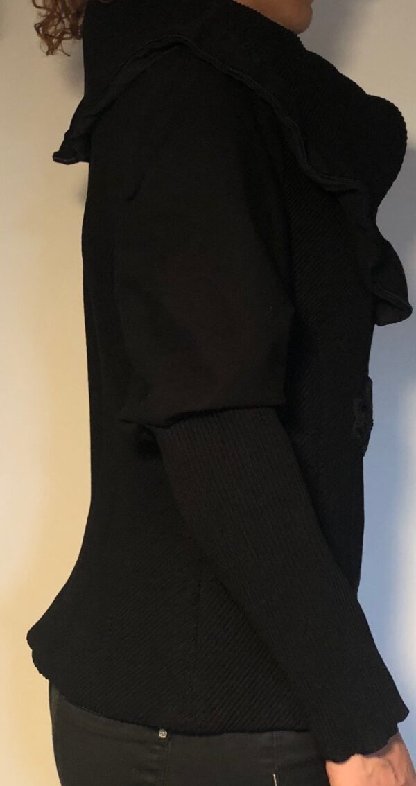 Veste noire en lycra plissée – Image 2