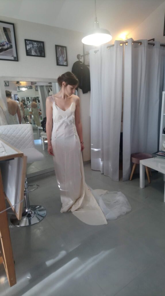 La toile, le passage obligatoire pour le sur mesure